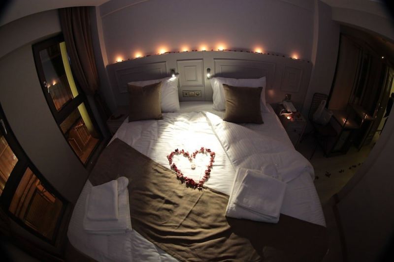 X NELLYI BOUTIQUE HOTEL