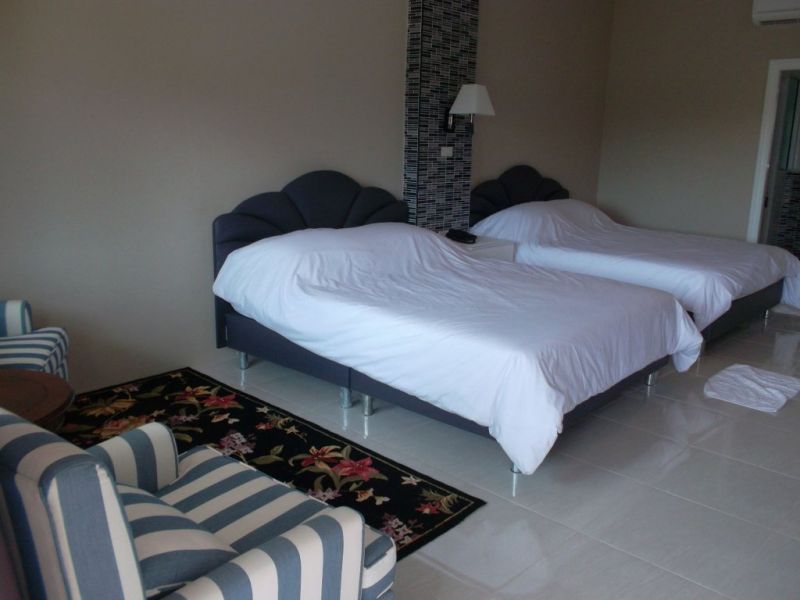 OYO 765 POM POM RESIDENCE фото 2