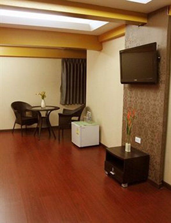 VISITING CARD HOTEL & RESORT фото 7