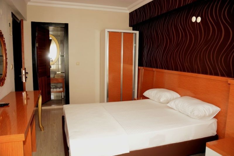 SERENITY SUIT HOTEL