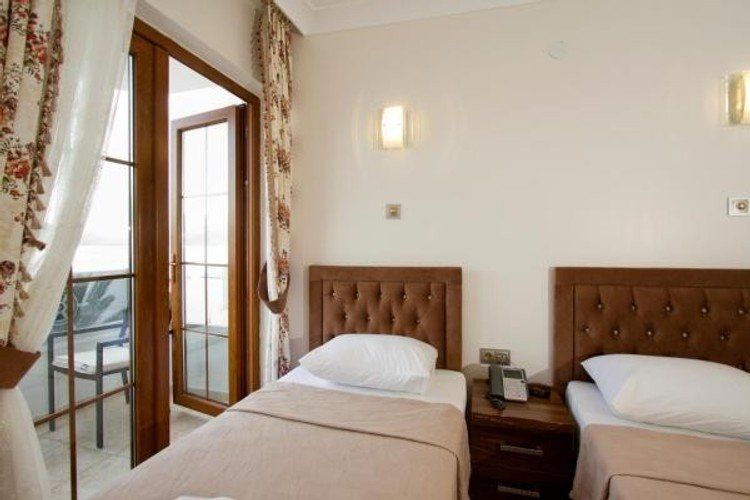 REIS BEACH HOTEL фото 8