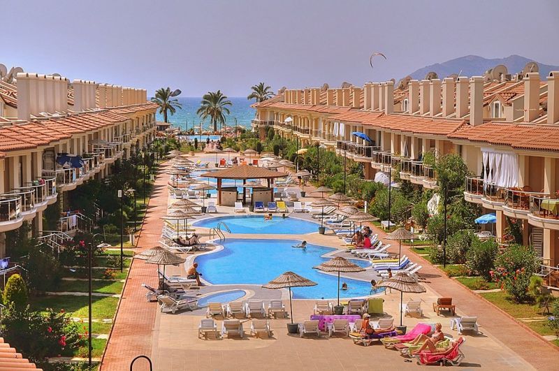 SUNSET BEACH CLUB AQUA LETTINGS