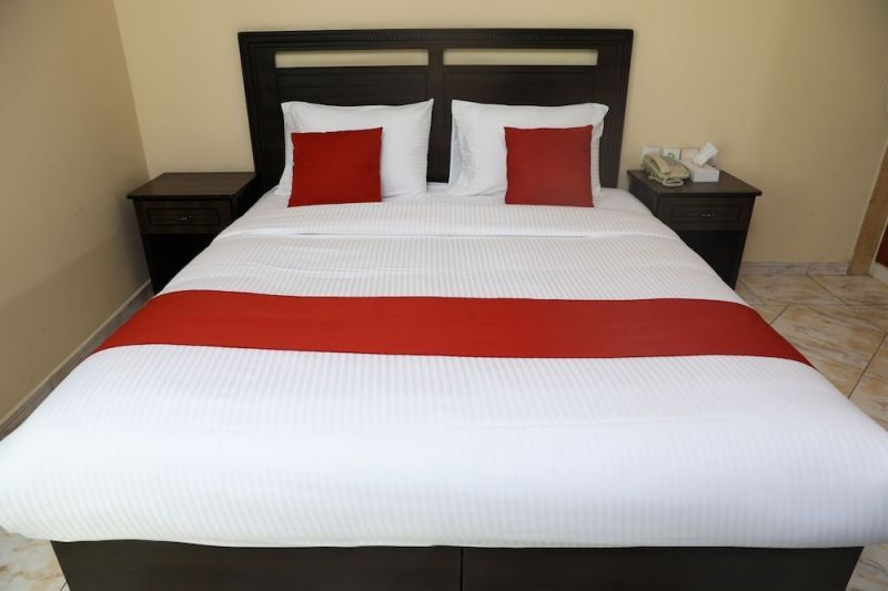 RUWI BEACH HOTEL APARTMENTS фото 4