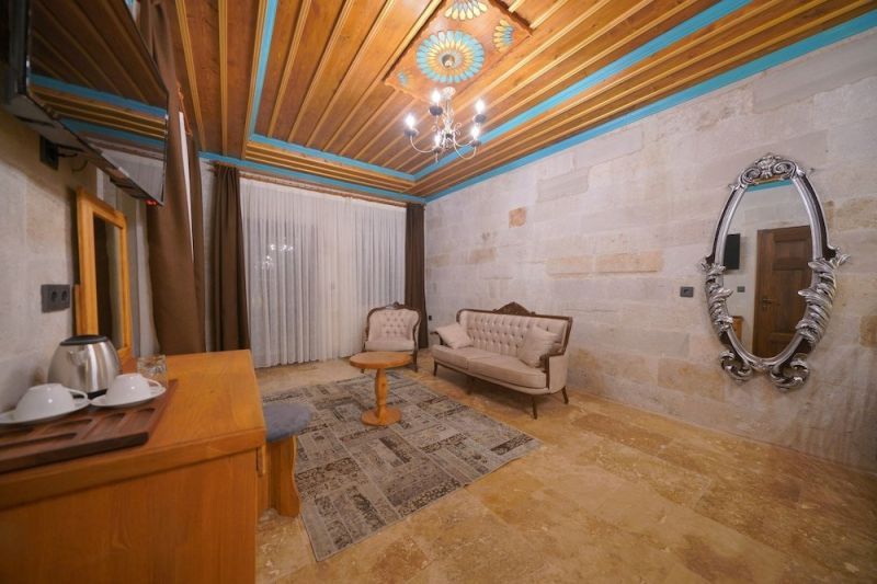 SECRET HILL CAVE SUITES фото 6