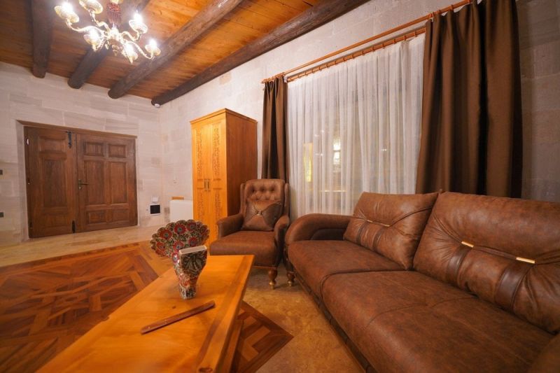 SECRET HILL CAVE SUITES фото 8