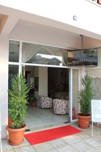 MONI HOTEL