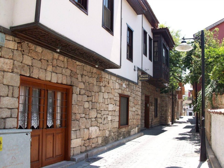 THE NINOVA