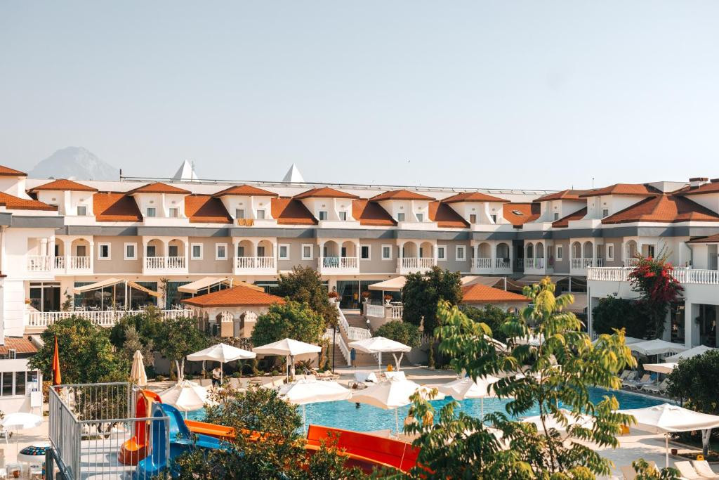 VIKING GARDEN HOTEL (EX. GARDEN RESORT BERGAMOT) фото 4