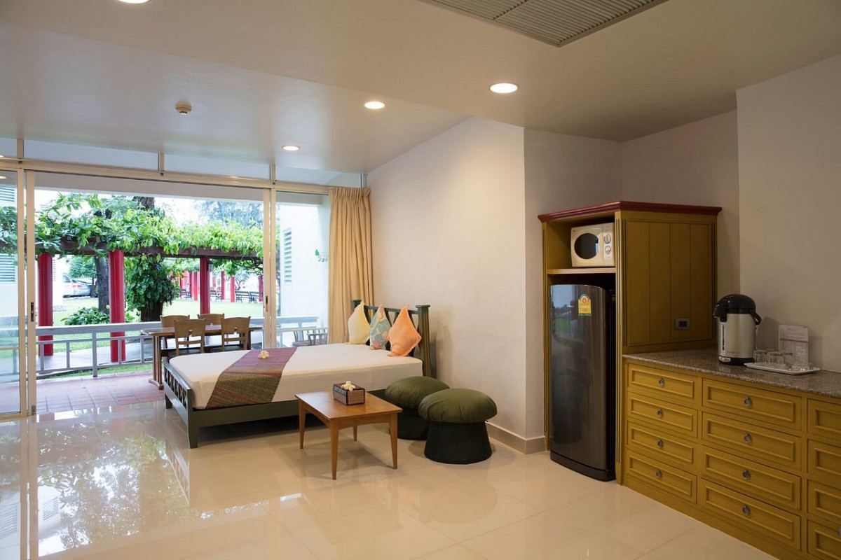 CHOM VIEW HOTEL HUA HIN фото 2