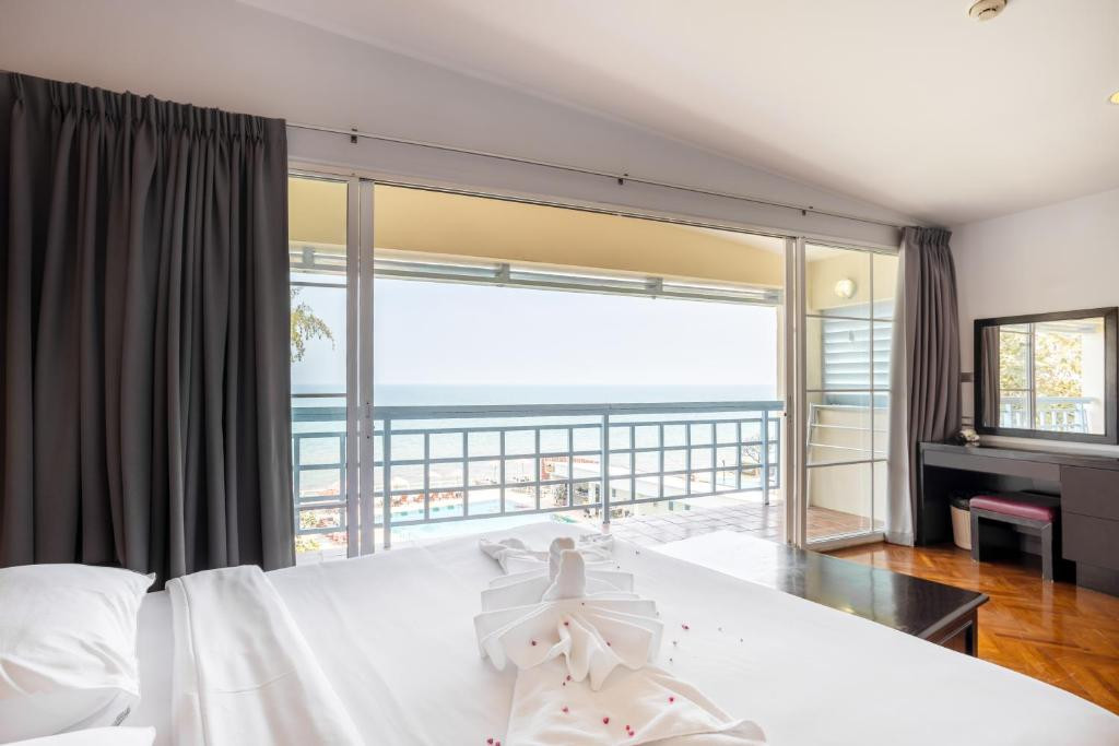 CHOM VIEW HOTEL HUA HIN фото 4