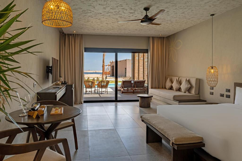 SENTIDO NAGA BAY фото 2