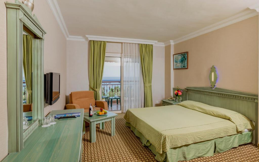 HOLIDAY PARK RESORT фото 3