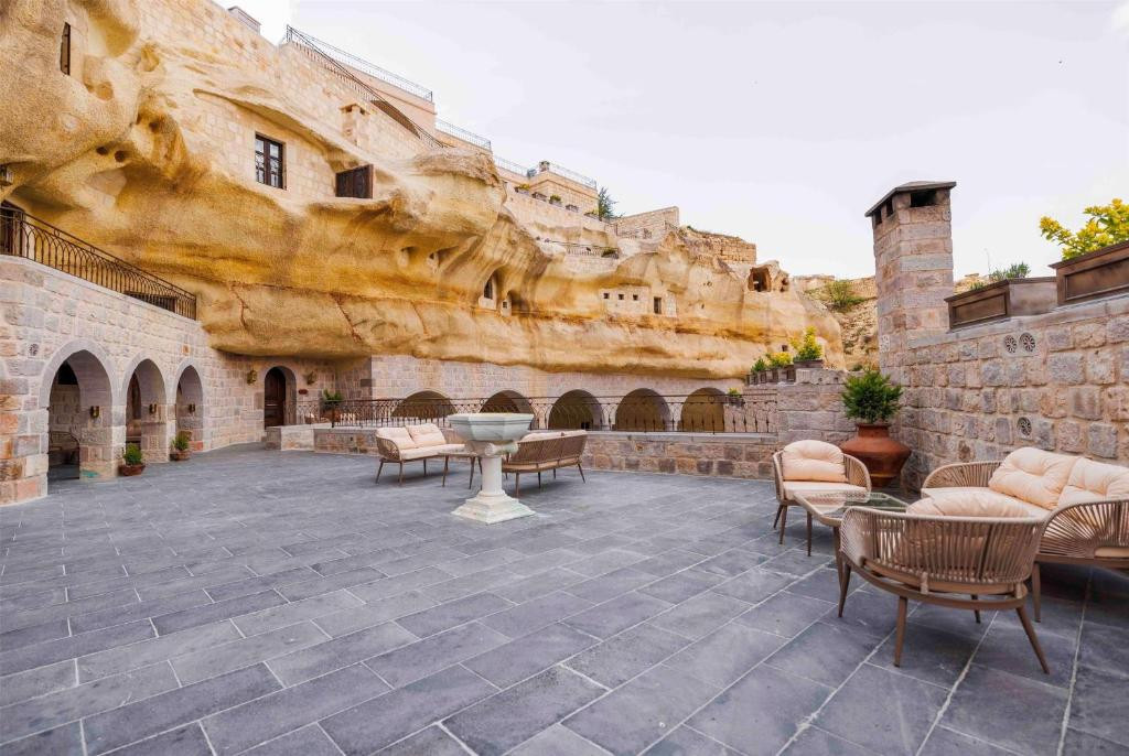 SIGNATURE CAVE PREMIUM SUITES фото 5