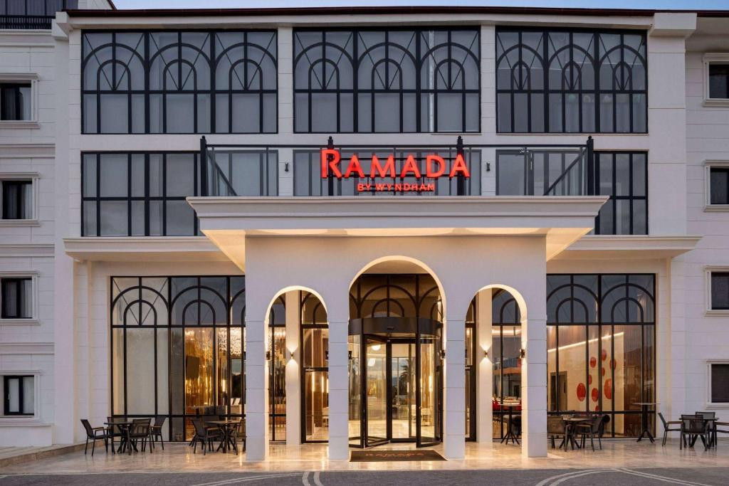 RAMADA BY WYNDHAM DALAMAN фото 2