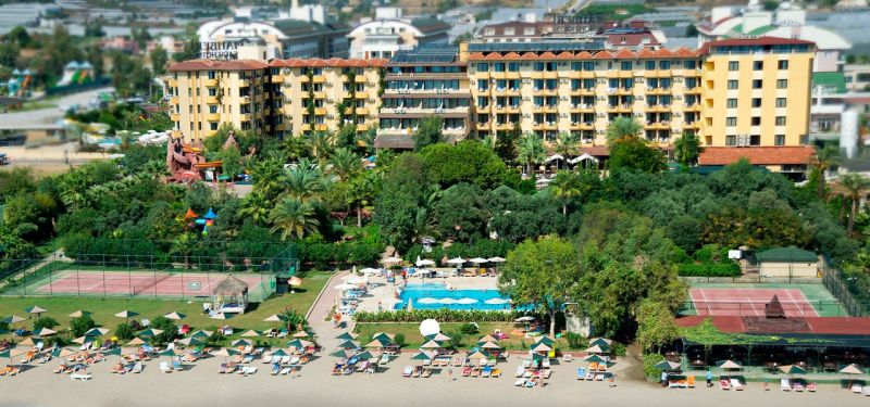 MC MAHBERI BEACH HOTEL