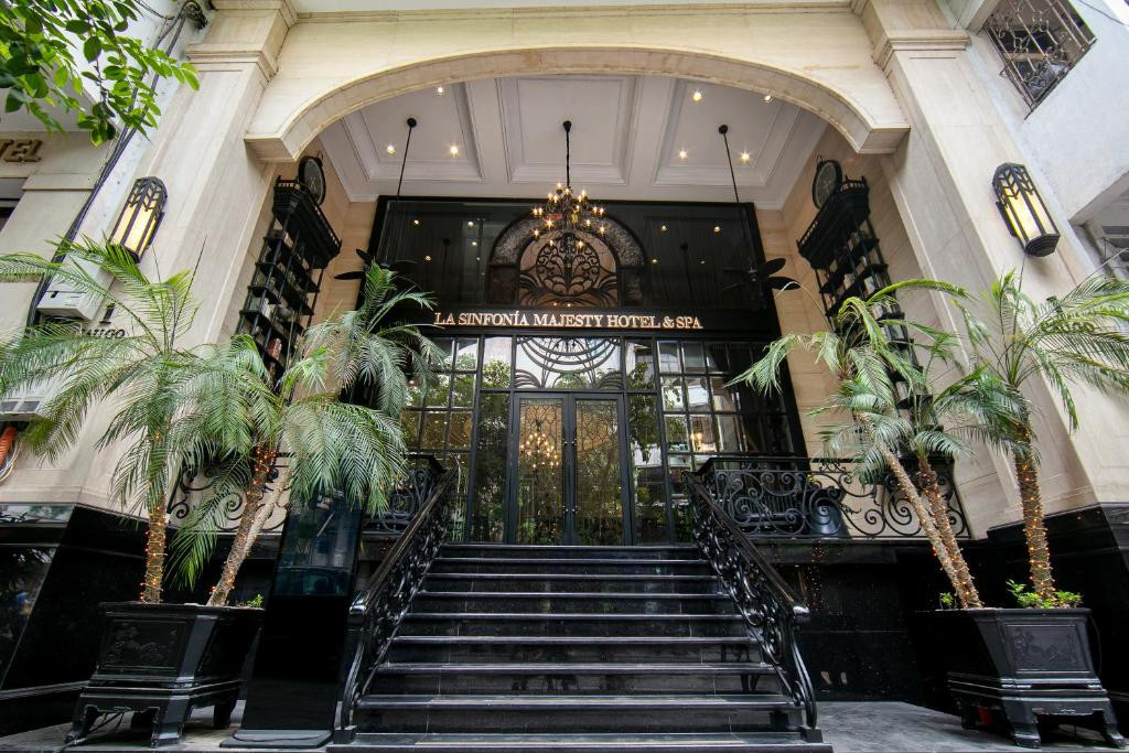 THE LA SINFONIA MAJESTY HOTEL AND SPA фото 4