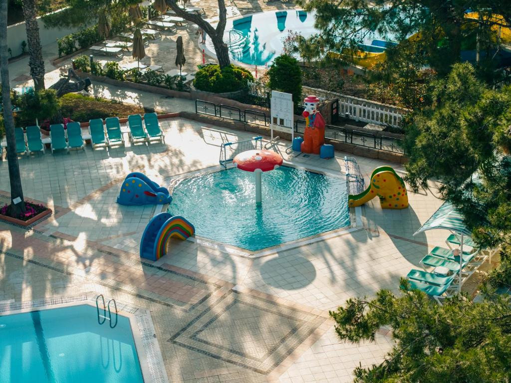 PIRATES BEACH CLUB фото 6