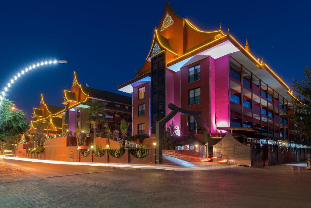 SIAM ELEGANCE HOTELS & SPA фото 2