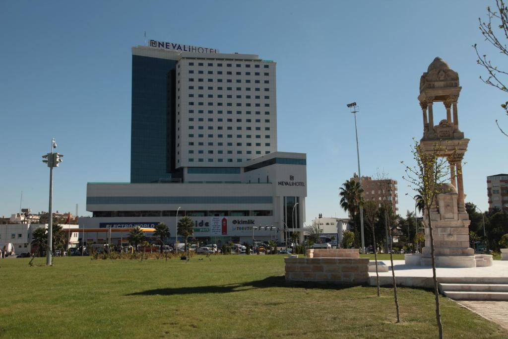 NEVALI  