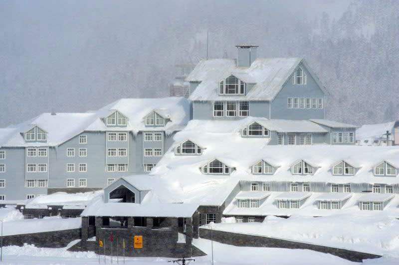 AGAOGLU MY MOUNTAIN