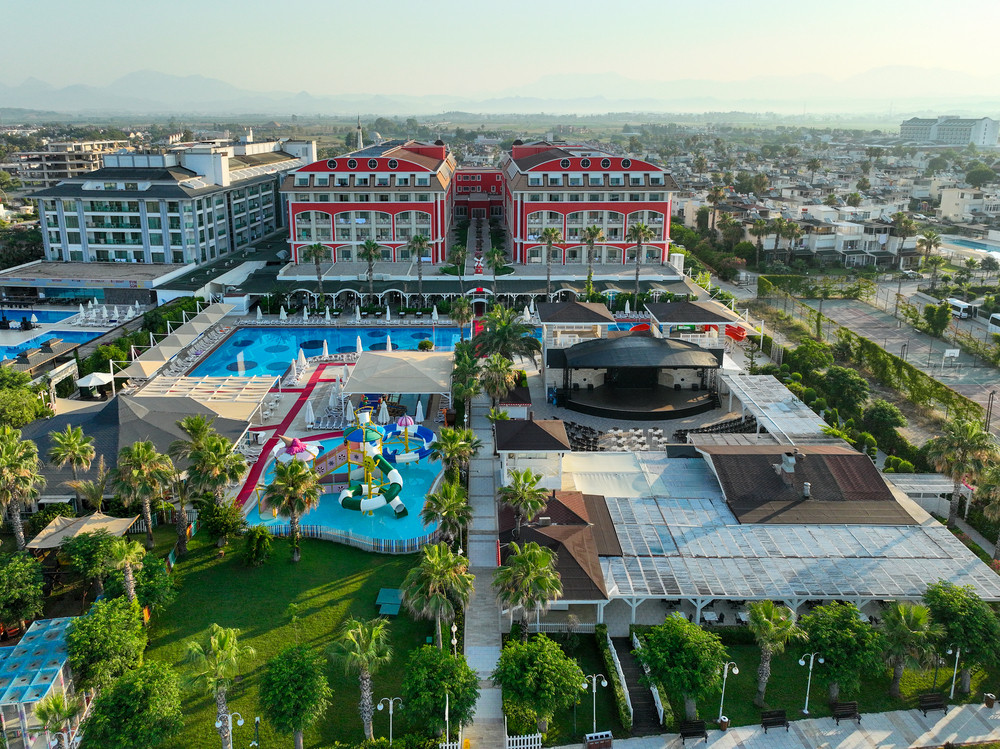 ORANGE COUNTY RESORT HOTEL BELEK