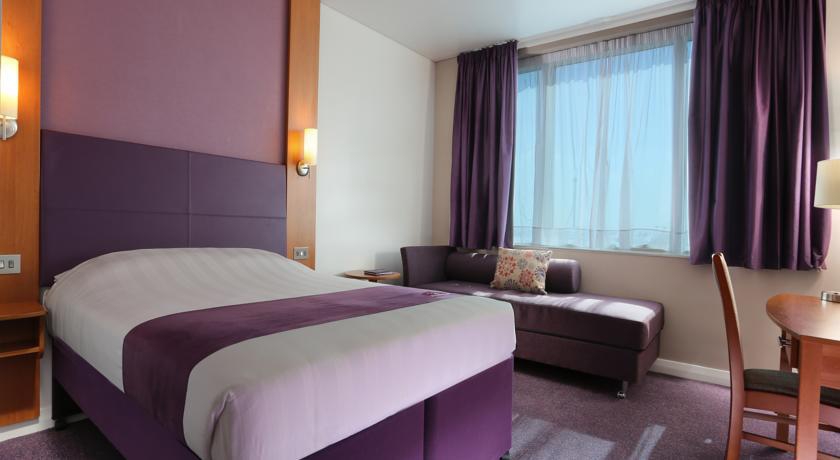 PREMIER INN DUBAI INVESTMENT PARK фото 2