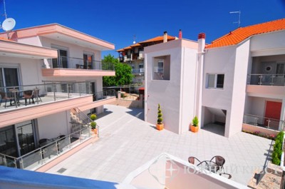 AVENTURA APT