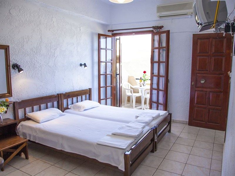 THANIA SEASIDE LUXURY SMOTEL (EX. THANIA STUDIOS APT) фото 3