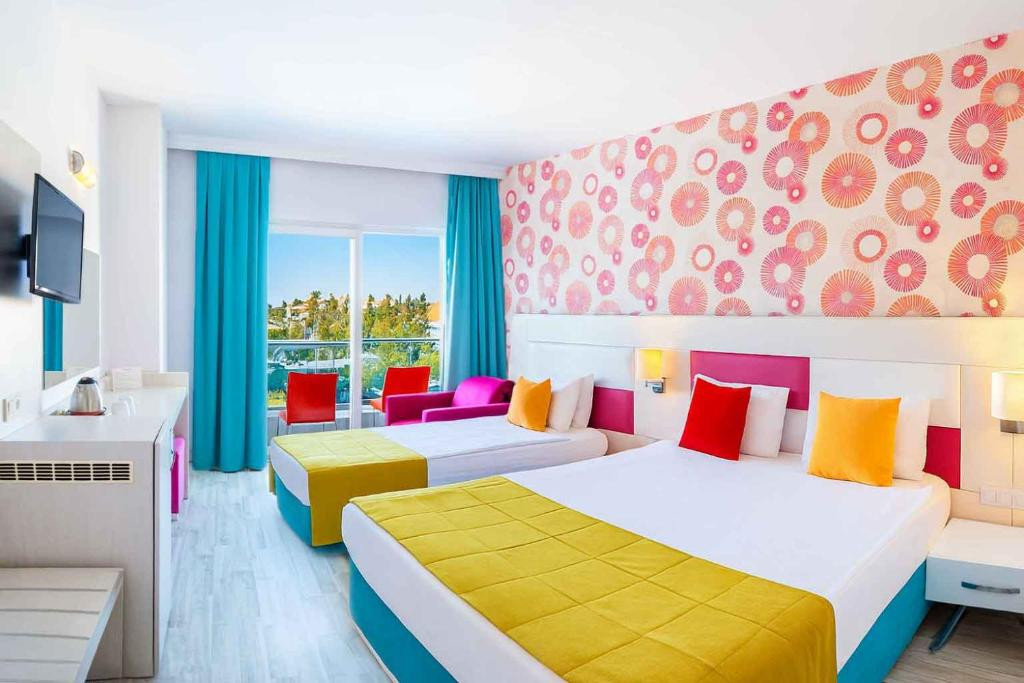 RAMADA RESORT BY WYNDHAM SIDE (EX. RAMADA RESORT SIDE) фото 2