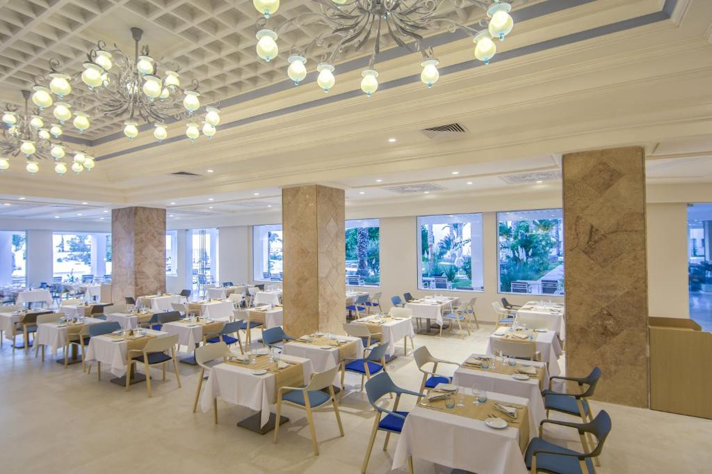 ROYAL AZUR THALASSO GOLF фото 6