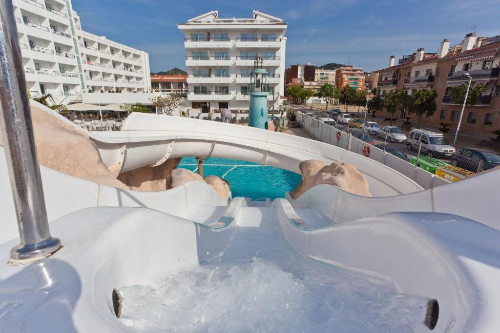 ALEGRIA PINEDA SPLASH (EX. FERGUS MONTEMAR, SERHS) фото 5