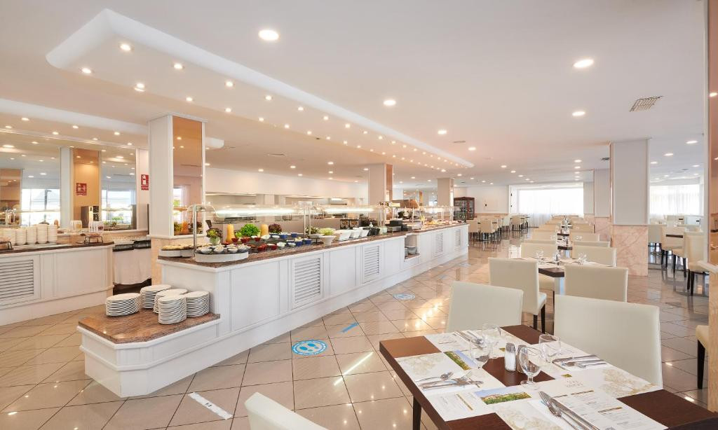 GRUPOTEL ALCUDIA SUITE фото 4