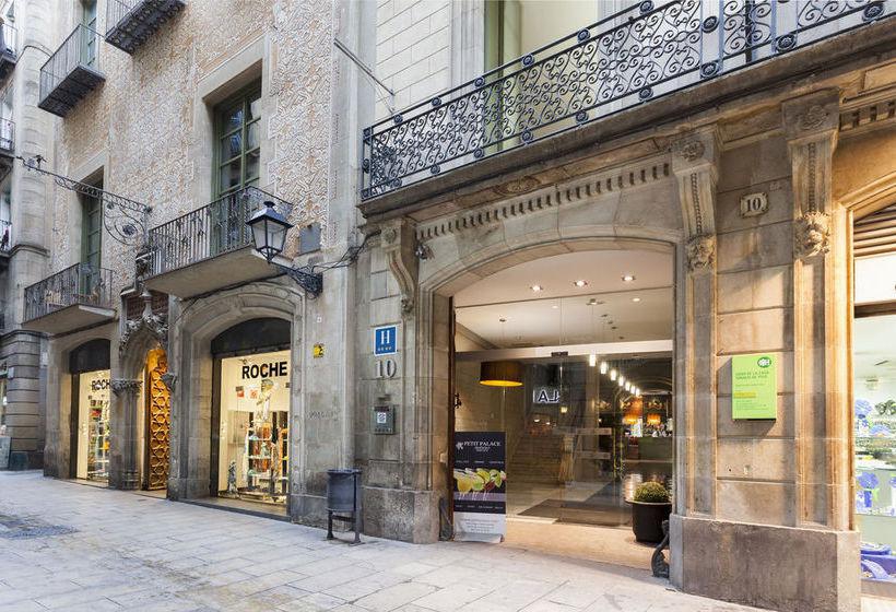 PETIT PALACE BOQUERIA