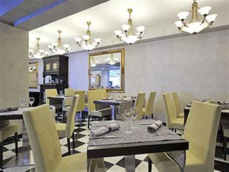 SALLES HOTEL AEROPORT GIRONA фото 4