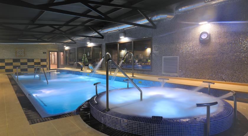 SALLES HOTEL AEROPORT GIRONA фото 6