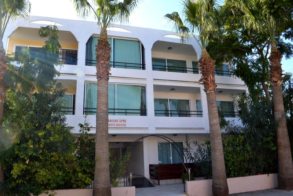MARIANNA TOURIST APTS