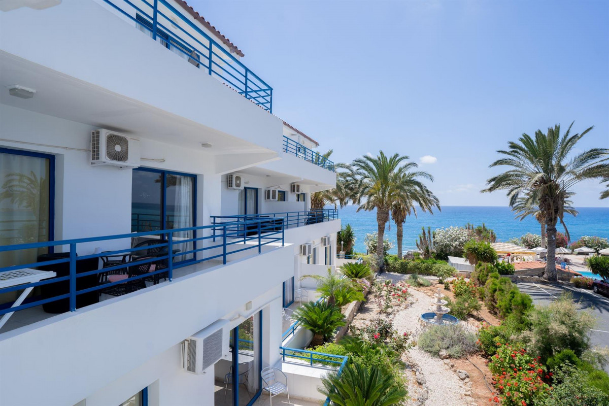 VRACHIA BEACH HOTEL & SUITES - ADULTS ONLY 16+ фото 2
