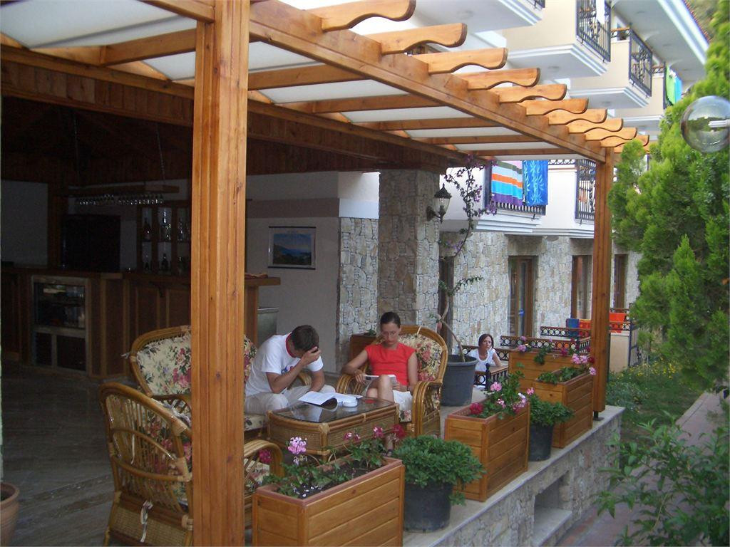 PERDIKIA BEACH HOTEL фото 2