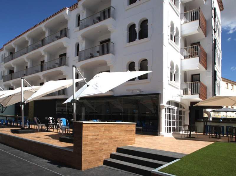 THE ELEMENT (EX. APARTAMENTOS ESMERALDA)