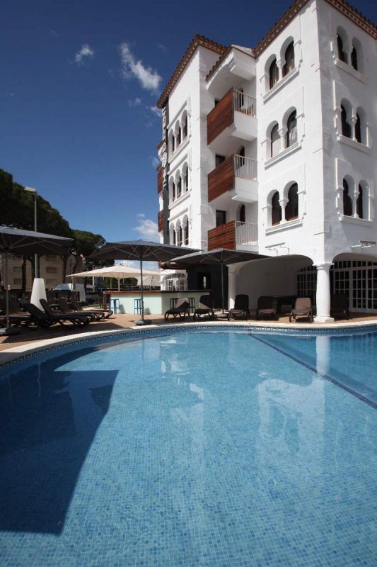 THE ELEMENT (EX. APARTAMENTOS ESMERALDA) фото 3