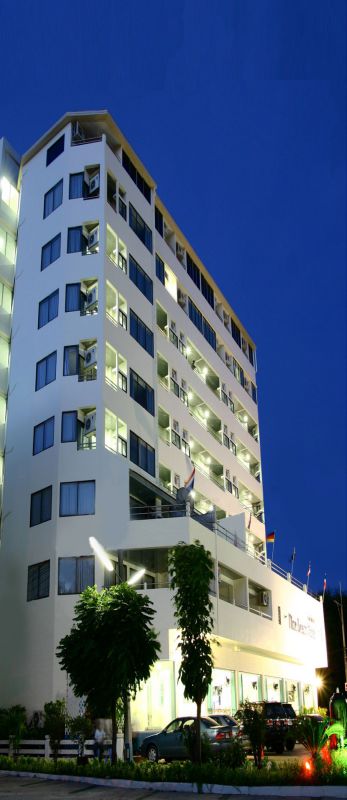 NICE BEACH HOTEL