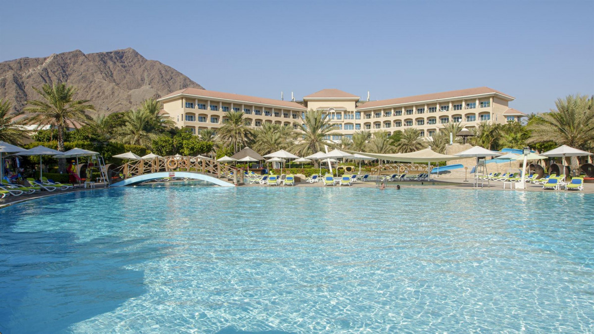 FUJAIRAH ROTANA RESORT & SPA AL AQAH BEACH фото 3
