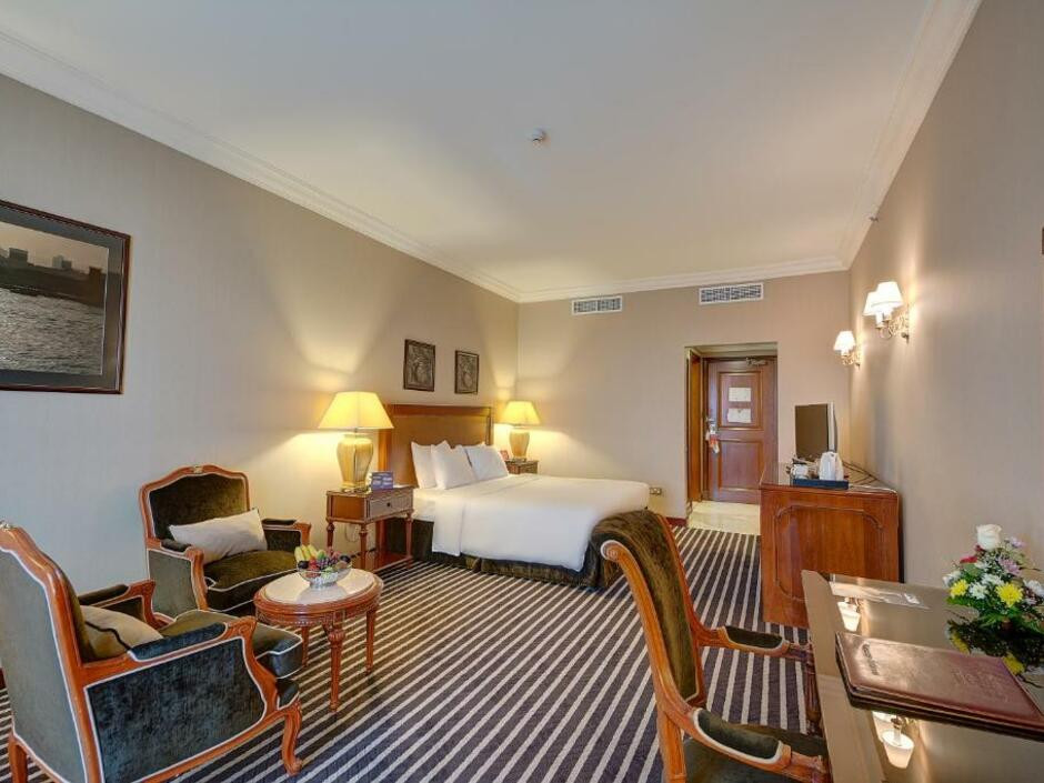 ROYAL ASCOT HOTEL фото 4