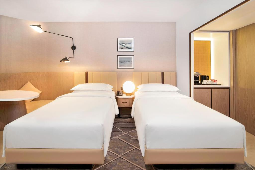 SHERATON ABU DHABI HOTEL & RESORT фото 4