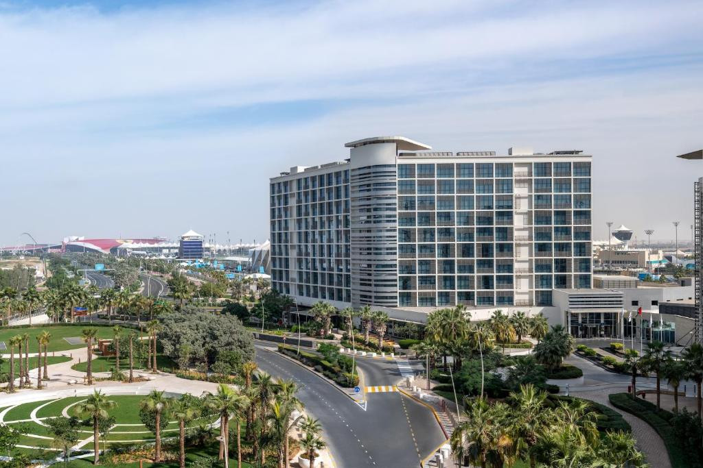 YAS PLAZA MARINA (EX. YAS ISLAND ROTANA)