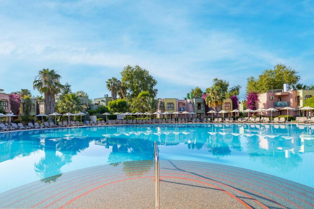 VON RESORT GOLDEN BEACH (EX. VON CLUB GOLDEN BEACH) фото 2