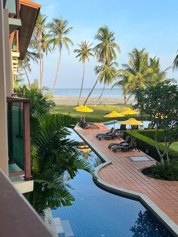 LANTA PURA BEACH RESORT фото 2