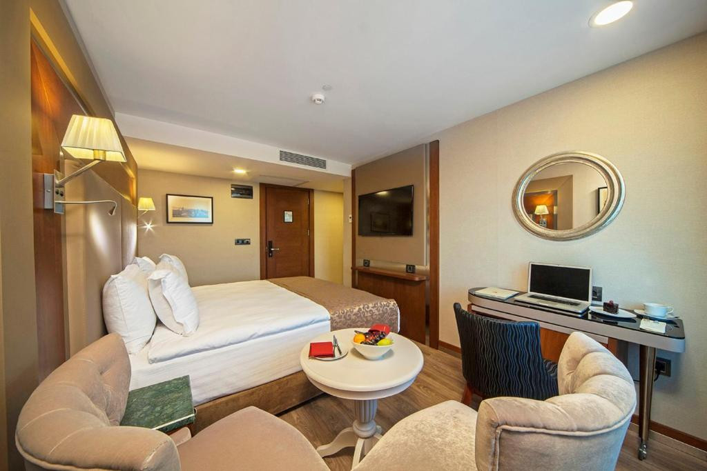 DOSSO DOSSI OLD CITY HOTEL фото 3
