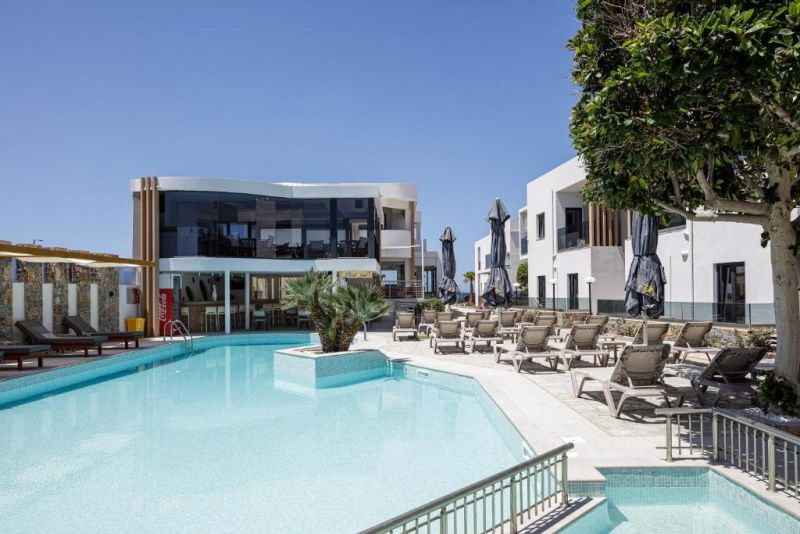 GOLDEN BAY HOTEL & BUNGALOWS фото 3