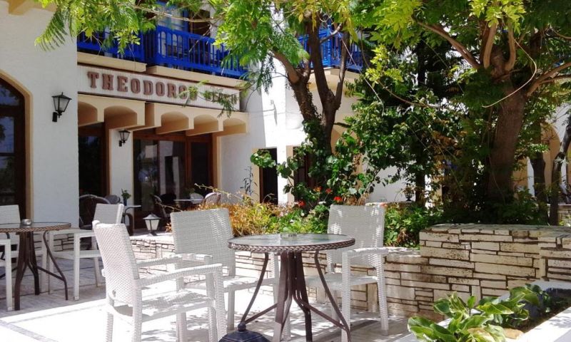 THEODOROU BEACH HOTEL APARTMENTS фото 2